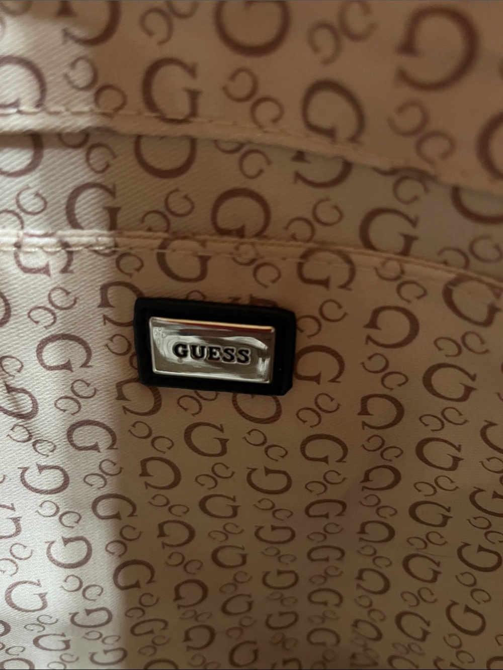 GUESS Black Logo-Print Chain Handle NWOT - Picture 6 of 6